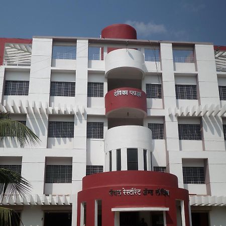 Hotel Royal Lodging Phursungi Extérieur photo