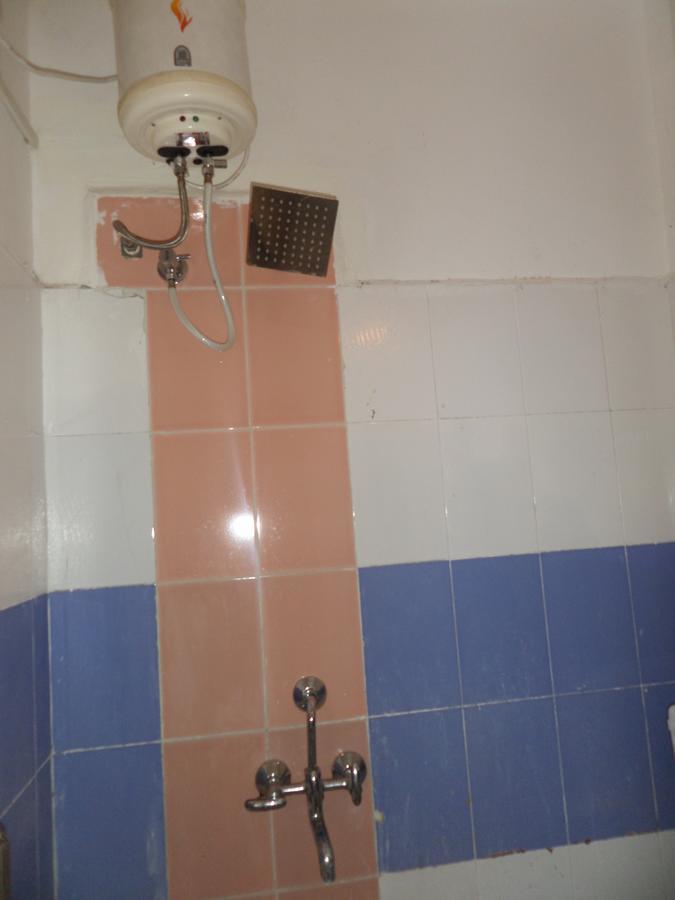 Hotel Royal Lodging Phursungi Extérieur photo